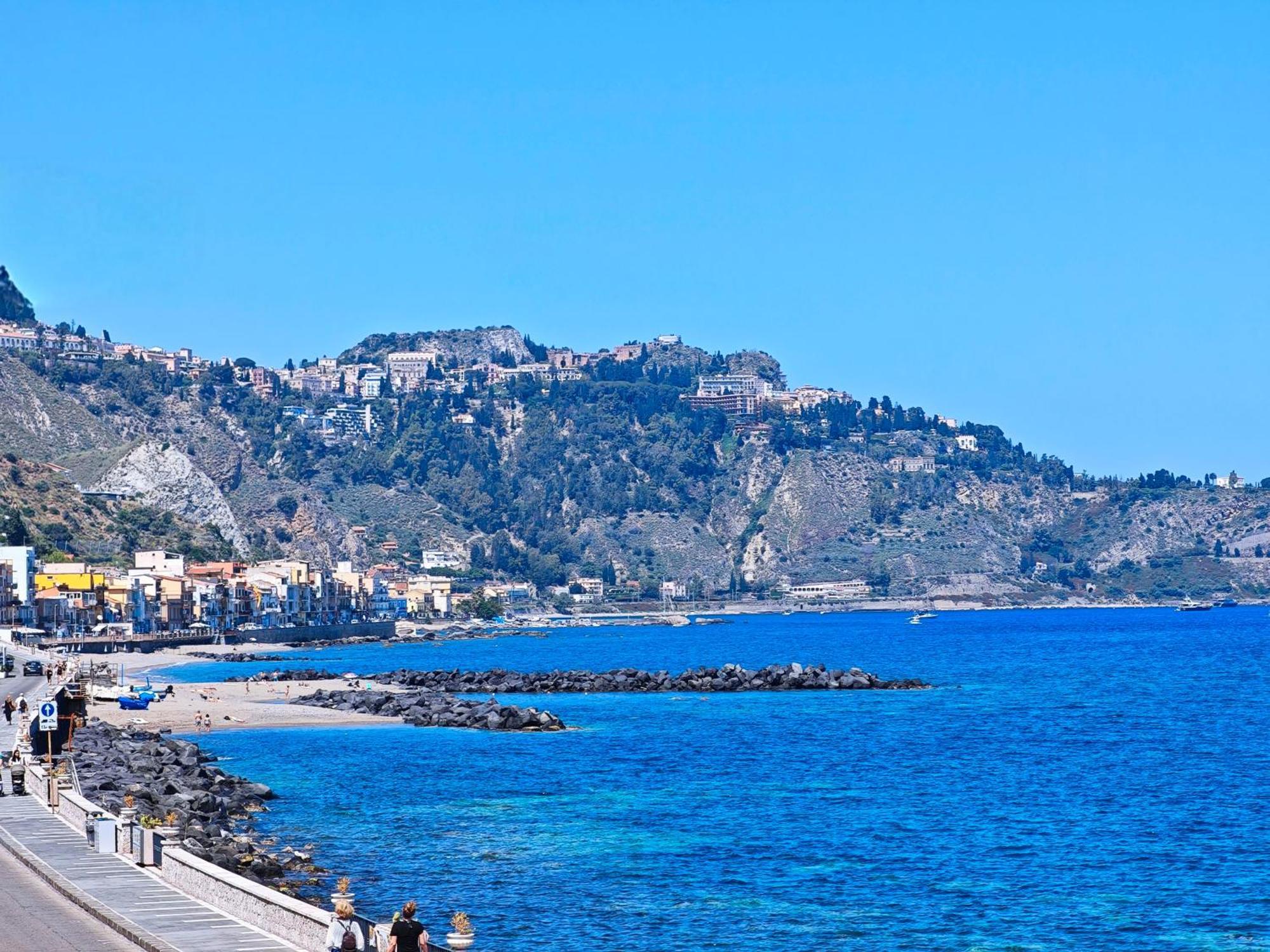 Super Panorama & Astonishing Apartment Seaview Giardini-Naxos Extérieur photo