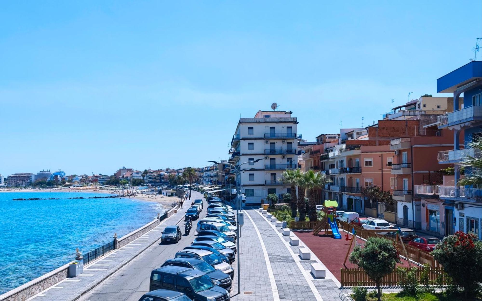 Super Panorama & Astonishing Apartment Seaview Giardini-Naxos Extérieur photo
